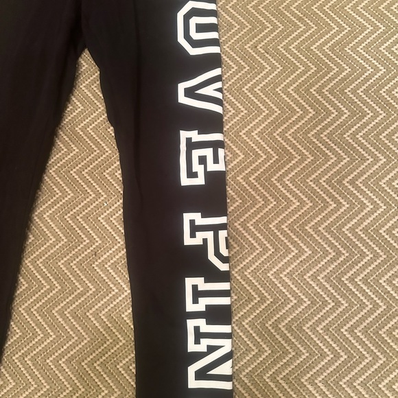 Pink Victoria’s Secret Yoga Pants Tights Leggings S- EXCELLENT Condition Black - Picture 3 of 7